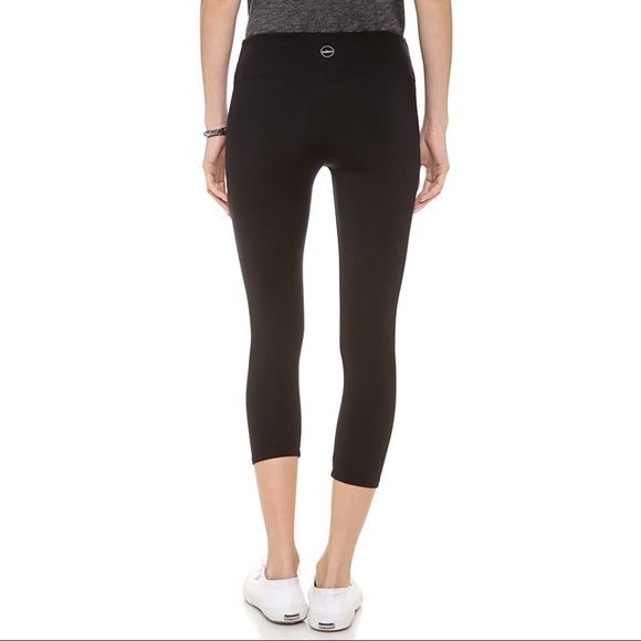 Sport High Impact Cropped Legging Black - Picture 6 of 6